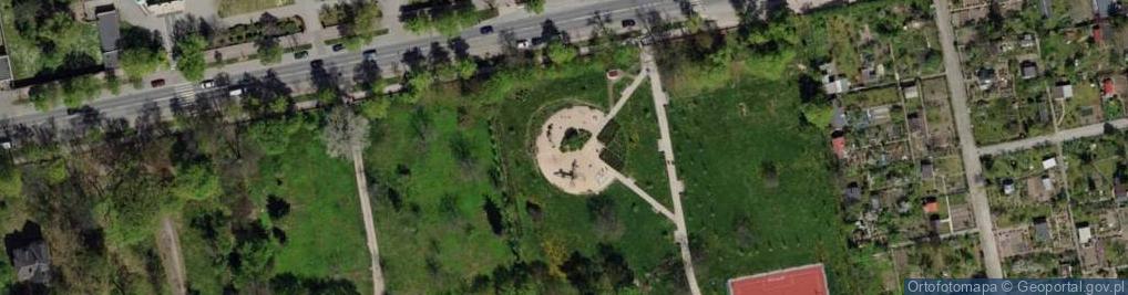 Zdjęcie satelitarne Plac zabaw, Ogródek