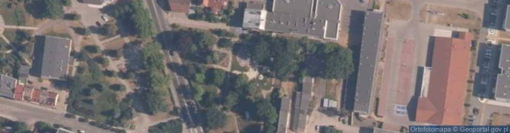 Zdjęcie satelitarne Plac zabaw, Ogródek