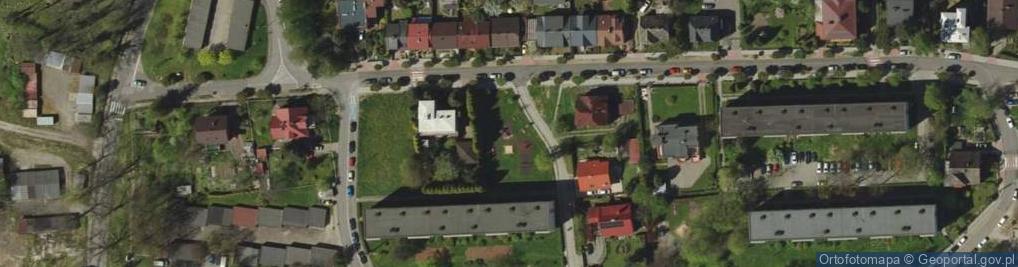 Zdjęcie satelitarne Plac zabaw, Ogródek