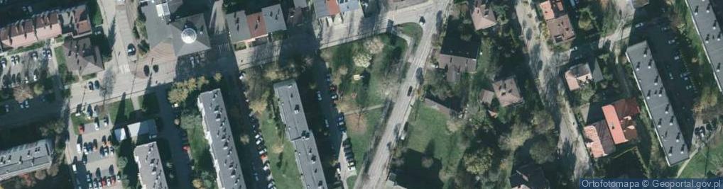 Zdjęcie satelitarne Plac zabaw, Ogródek