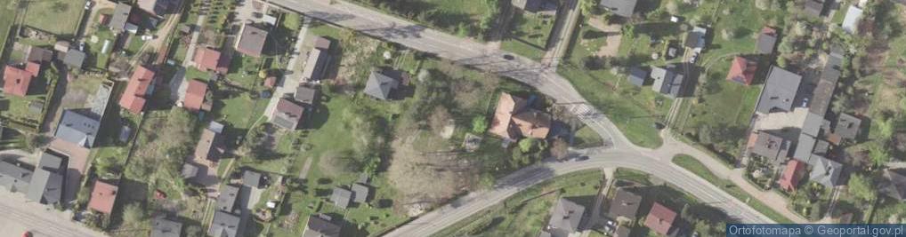 Zdjęcie satelitarne Plac zabaw, Ogródek