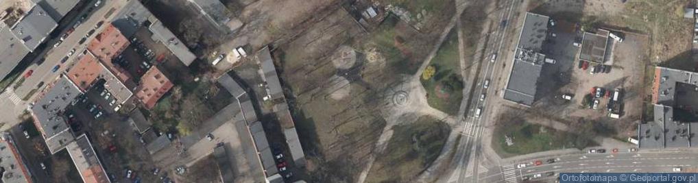 Zdjęcie satelitarne Plac zabaw, Ogródek