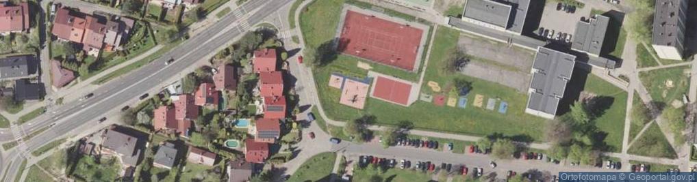 Zdjęcie satelitarne Plac zabaw, Ogródek
