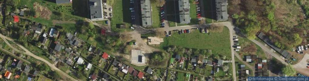 Zdjęcie satelitarne Plac zabaw, Ogródek