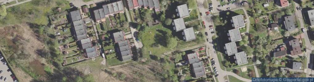 Zdjęcie satelitarne Plac zabaw, Ogródek