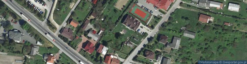 Zdjęcie satelitarne Plac zabaw, Ogródek