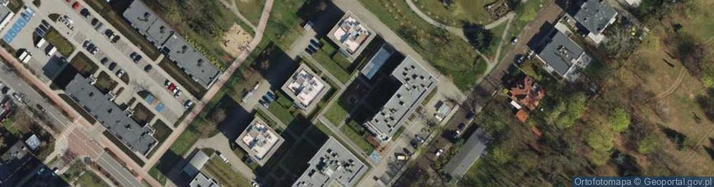 Zdjęcie satelitarne Plac zabaw, Ogródek
