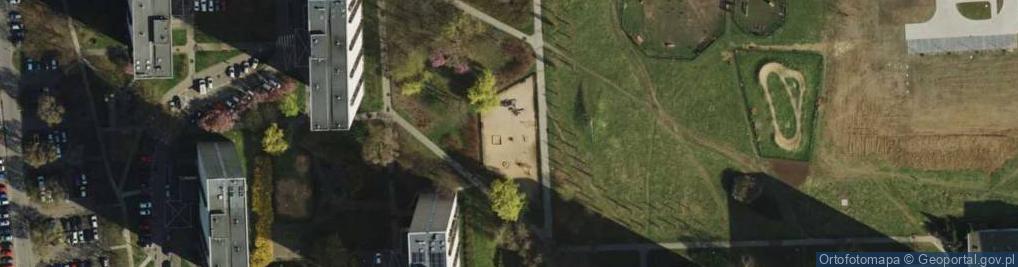 Zdjęcie satelitarne Plac zabaw, Ogródek