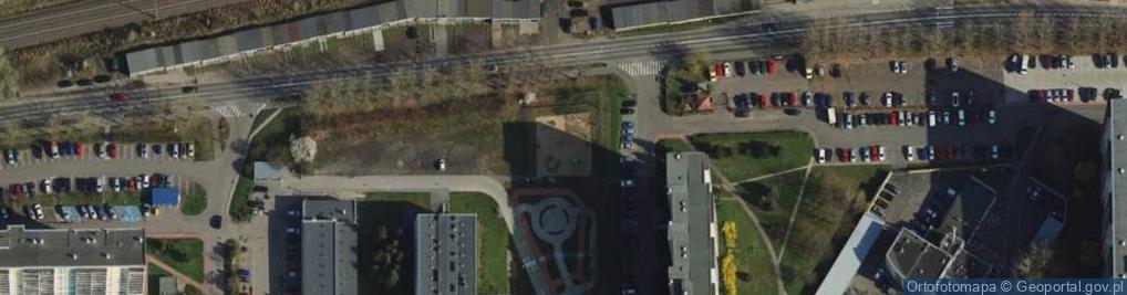 Zdjęcie satelitarne Plac zabaw, Ogródek