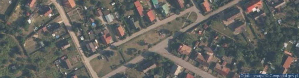 Zdjęcie satelitarne Plac zabaw, Ogródek