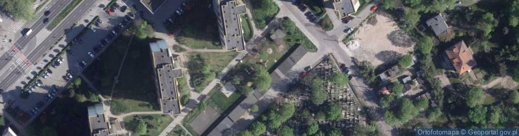 Zdjęcie satelitarne Plac zabaw, Ogródek