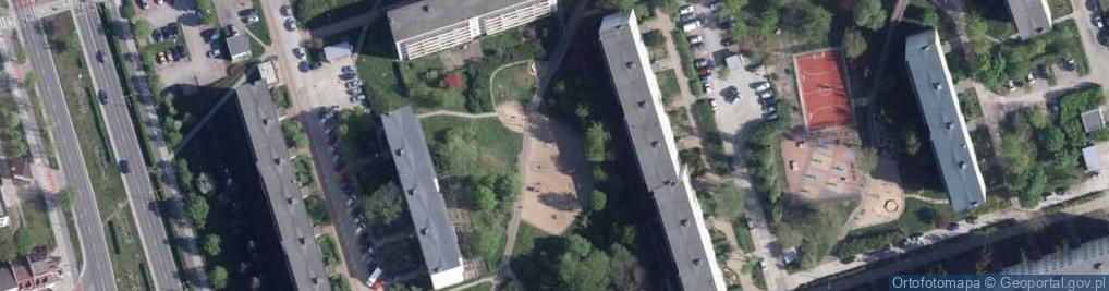 Zdjęcie satelitarne Plac zabaw, Ogródek