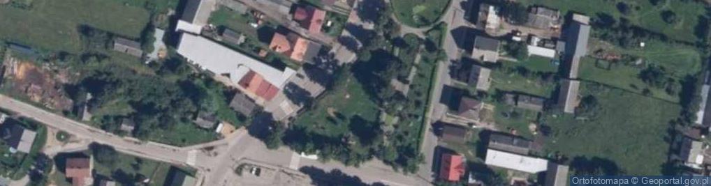 Zdjęcie satelitarne Plac zabaw, Ogródek