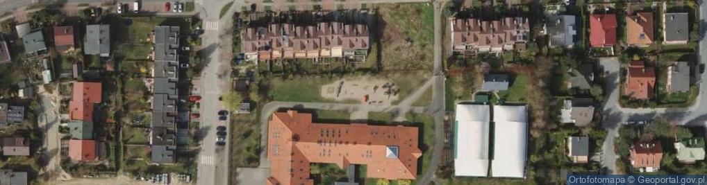 Zdjęcie satelitarne Plac zabaw, Ogródek