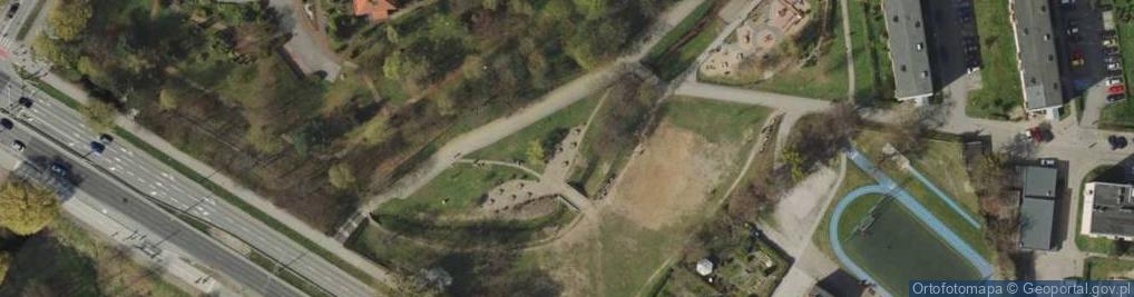 Zdjęcie satelitarne Plac zabaw, Ogródek