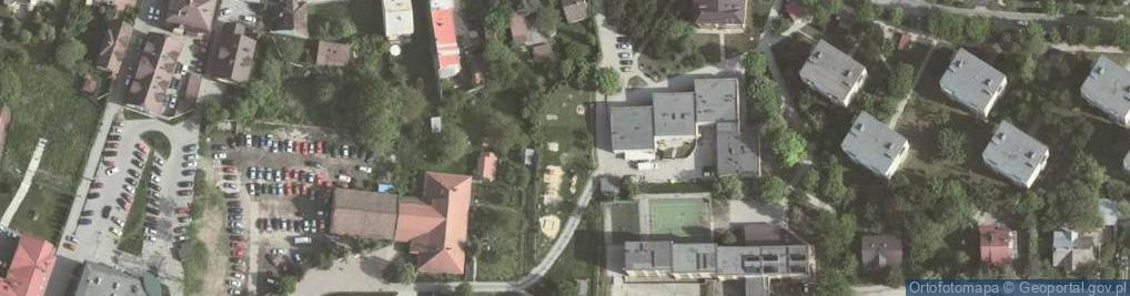 Zdjęcie satelitarne Plac zabaw, Ogródek