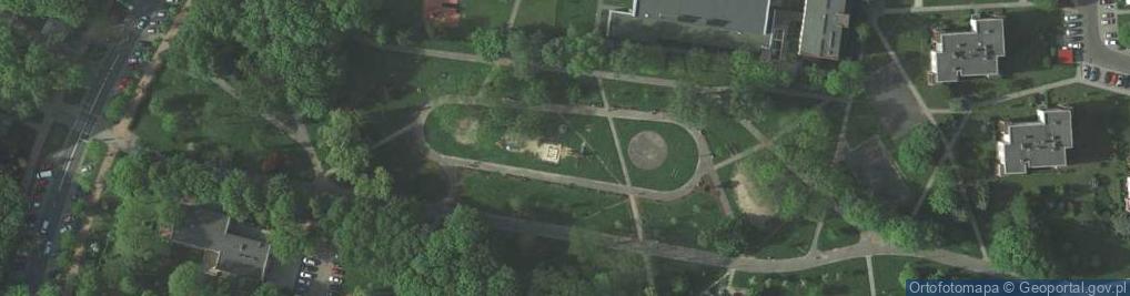 Zdjęcie satelitarne Plac zabaw, Ogródek