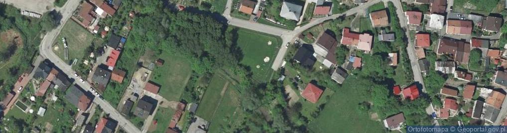 Zdjęcie satelitarne Plac zabaw, Ogródek