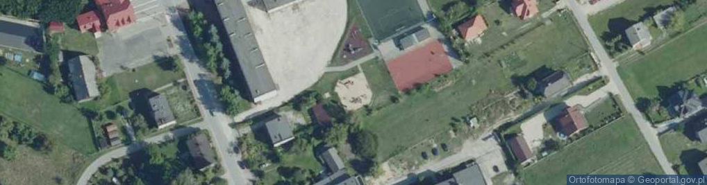 Zdjęcie satelitarne Plac zabaw, Ogródek