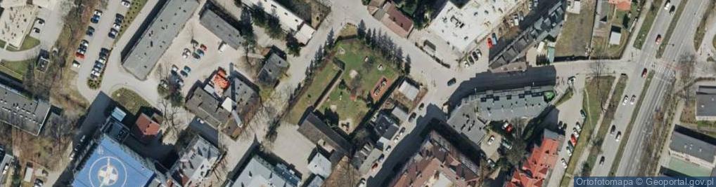 Zdjęcie satelitarne Plac zabaw, Ogródek