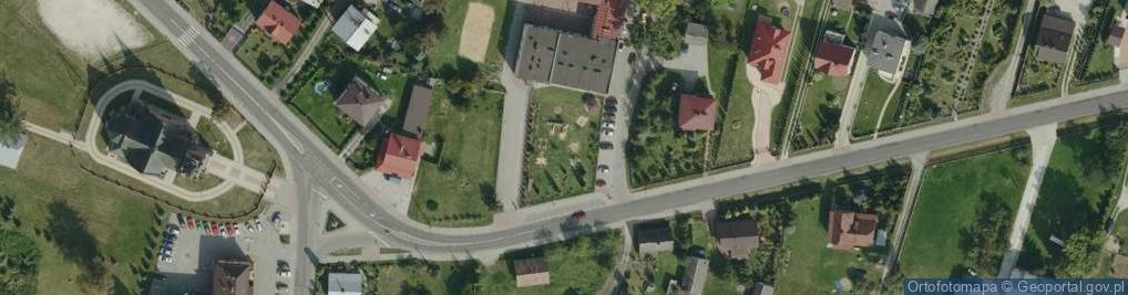 Zdjęcie satelitarne Plac zabaw, Ogródek