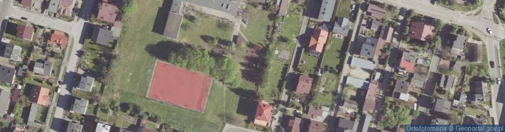 Zdjęcie satelitarne Plac zabaw, Ogródek