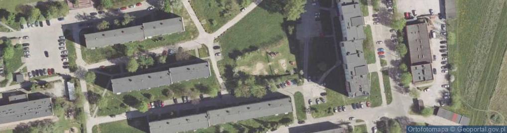 Zdjęcie satelitarne Plac zabaw, Ogródek