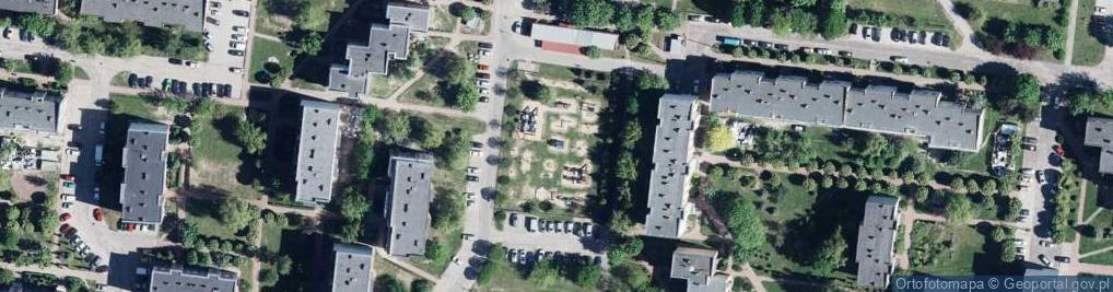 Zdjęcie satelitarne Plac zabaw, Ogródek