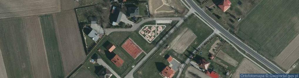 Zdjęcie satelitarne Plac zabaw, Ogródek