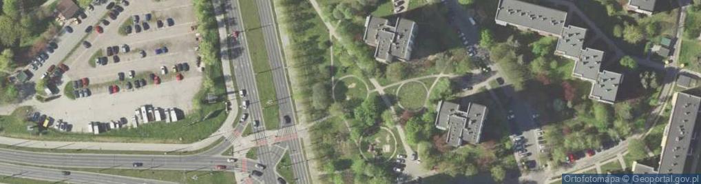 Zdjęcie satelitarne Plac zabaw, Ogródek