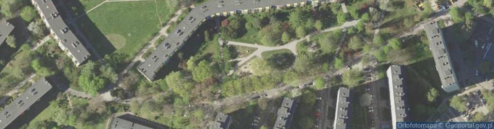 Zdjęcie satelitarne Plac zabaw, Ogródek