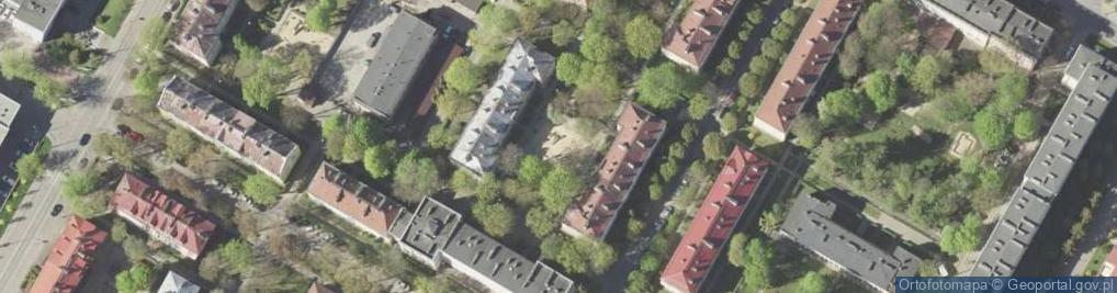 Zdjęcie satelitarne Plac zabaw, Ogródek