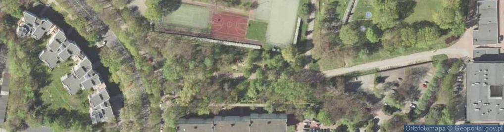 Zdjęcie satelitarne Plac zabaw, Ogródek