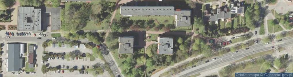 Zdjęcie satelitarne Plac zabaw, Ogródek