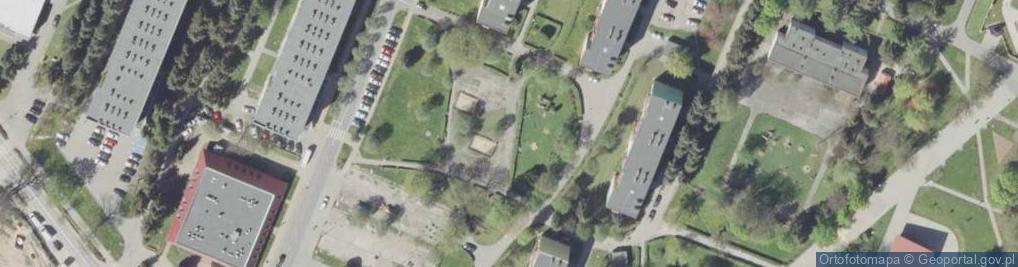 Zdjęcie satelitarne Plac zabaw, Ogródek