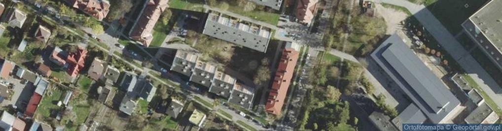 Zdjęcie satelitarne Plac zabaw, Ogródek