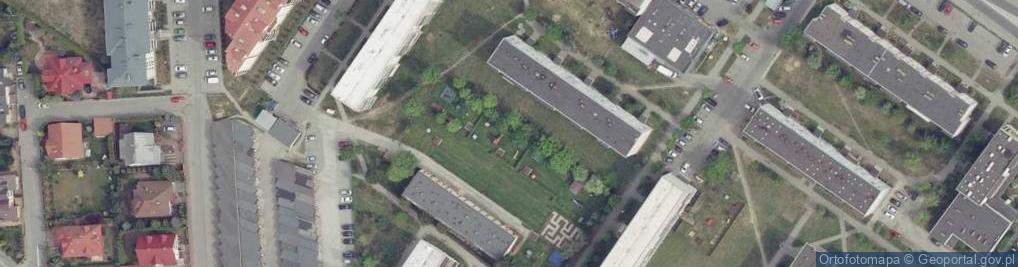 Zdjęcie satelitarne Plac zabaw, Ogródek