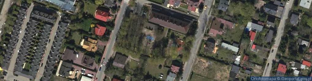 Zdjęcie satelitarne Plac zabaw, Ogródek