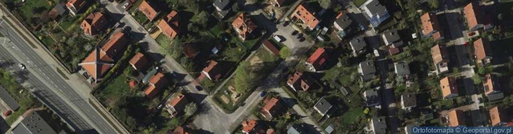 Zdjęcie satelitarne Plac zabaw, Ogródek