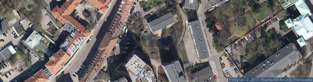 Zdjęcie satelitarne Plac zabaw, Ogródek