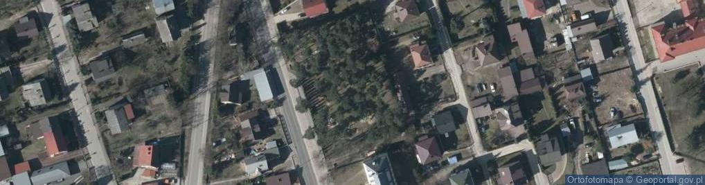 Zdjęcie satelitarne Plac zabaw, Ogródek