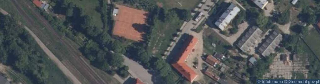 Zdjęcie satelitarne Plac zabaw, Ogródek