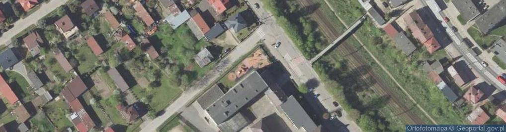 Zdjęcie satelitarne Plac zabaw, Ogródek