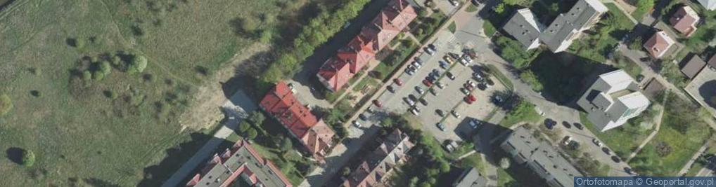 Zdjęcie satelitarne Plac zabaw, Ogródek