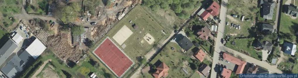 Zdjęcie satelitarne Plac zabaw, Ogródek