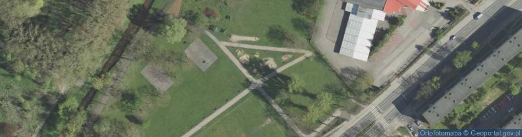 Zdjęcie satelitarne Plac zabaw, Ogródek