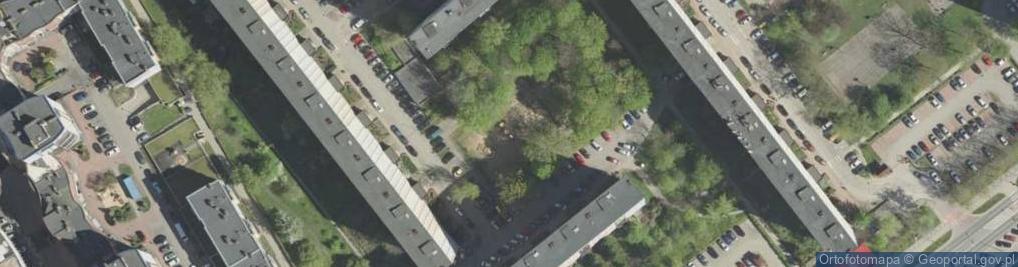 Zdjęcie satelitarne Plac zabaw, Ogródek