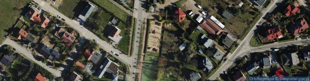 Zdjęcie satelitarne Plac zabaw, Ogródek