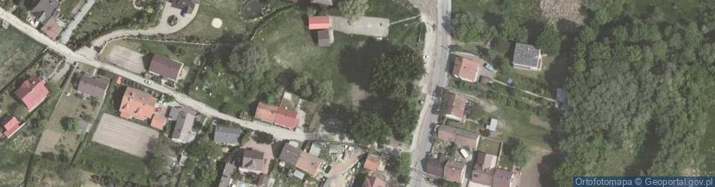 Zdjęcie satelitarne Plac zabaw, Ogródek