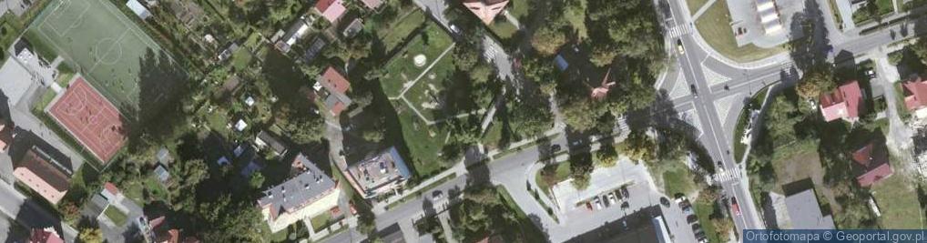 Zdjęcie satelitarne Plac zabaw, Ogródek